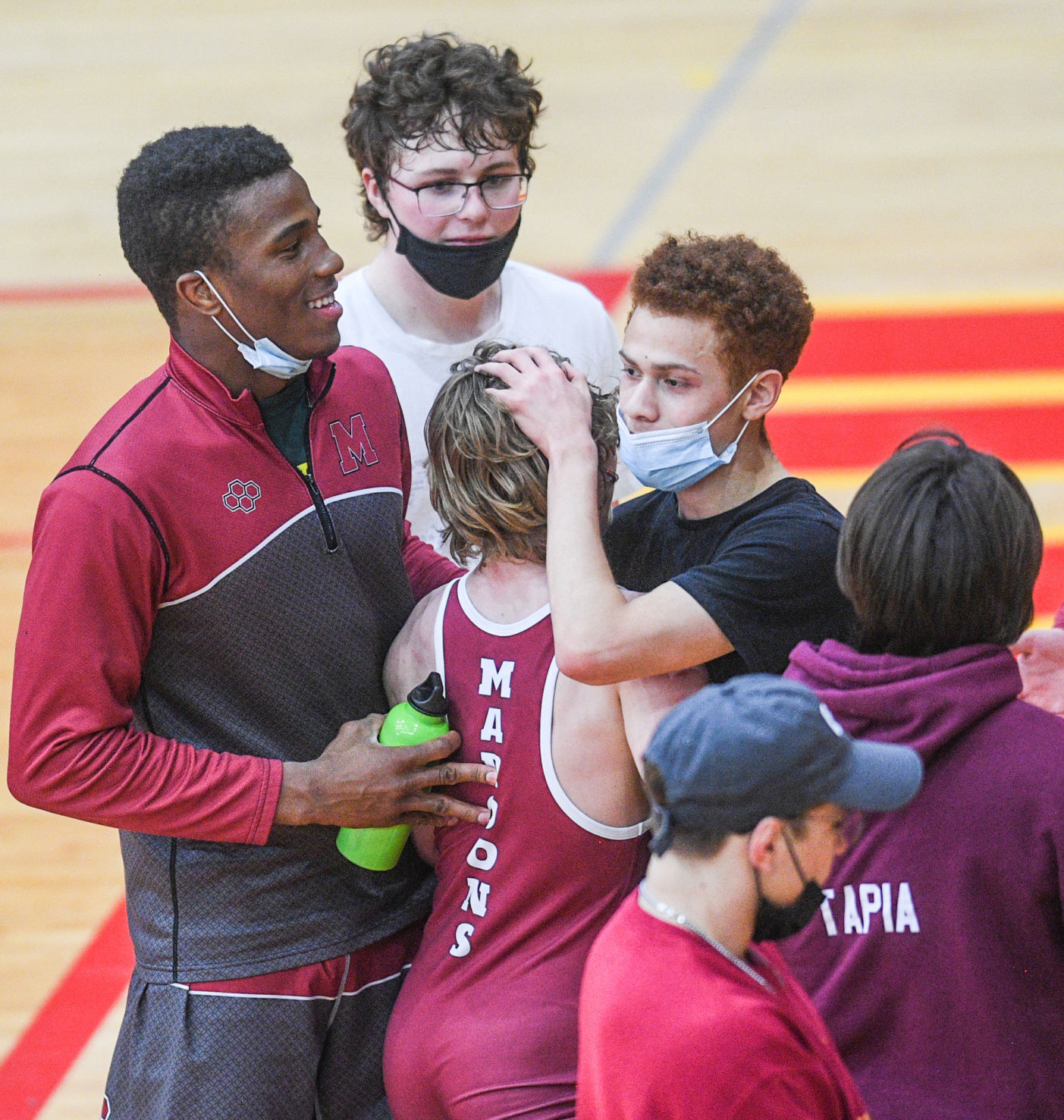 04921-qc-spt-moline-ri-wrestling-024